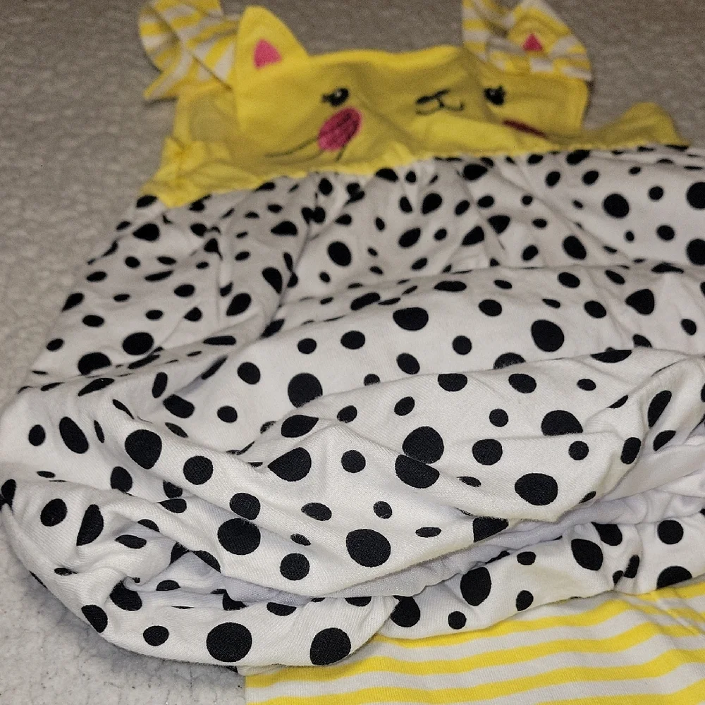 Nannette Yellow and White Baby Outfit